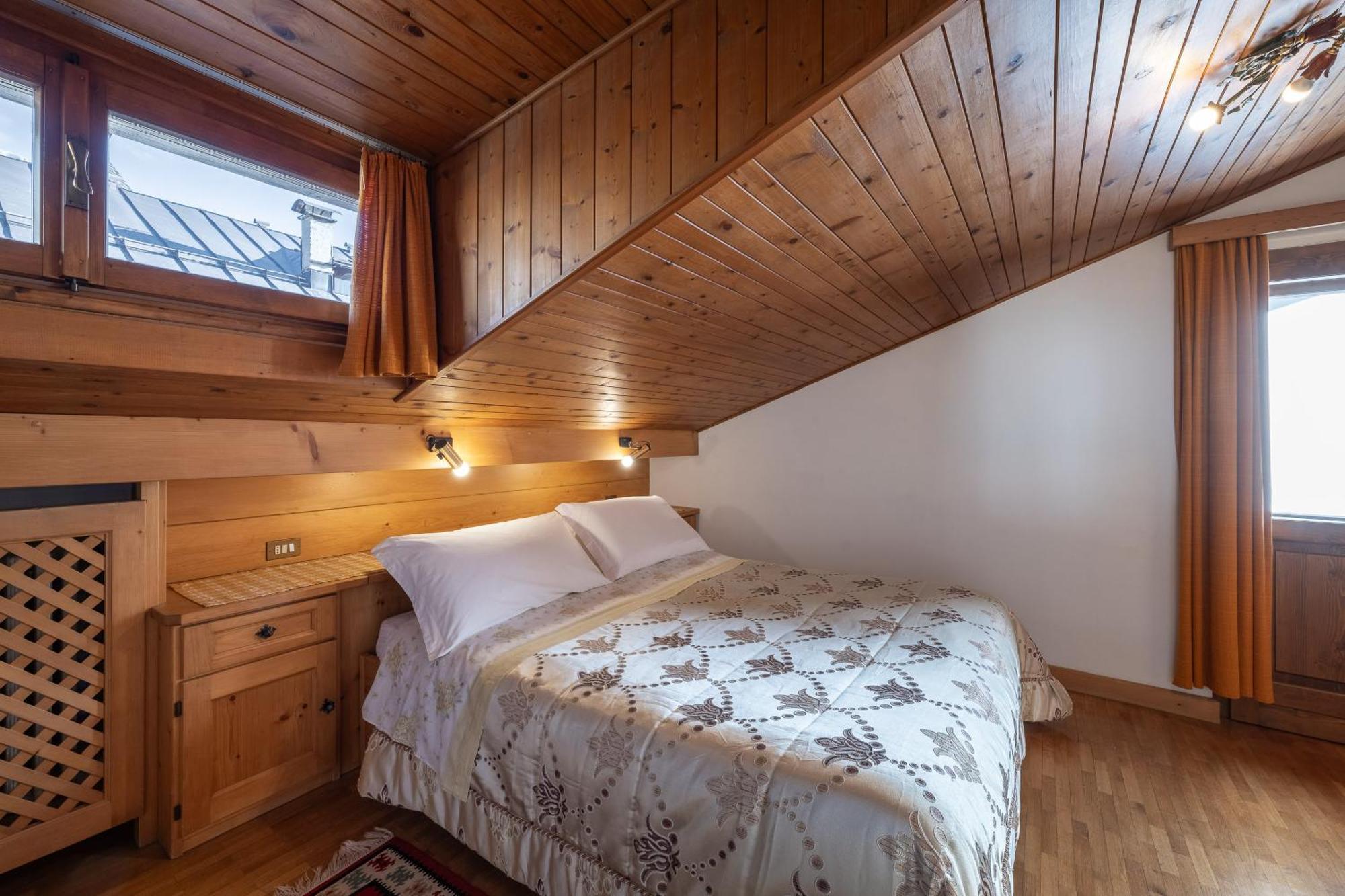 קורטינה ד'אמפזו Attico Lodge מראה חיצוני תמונה