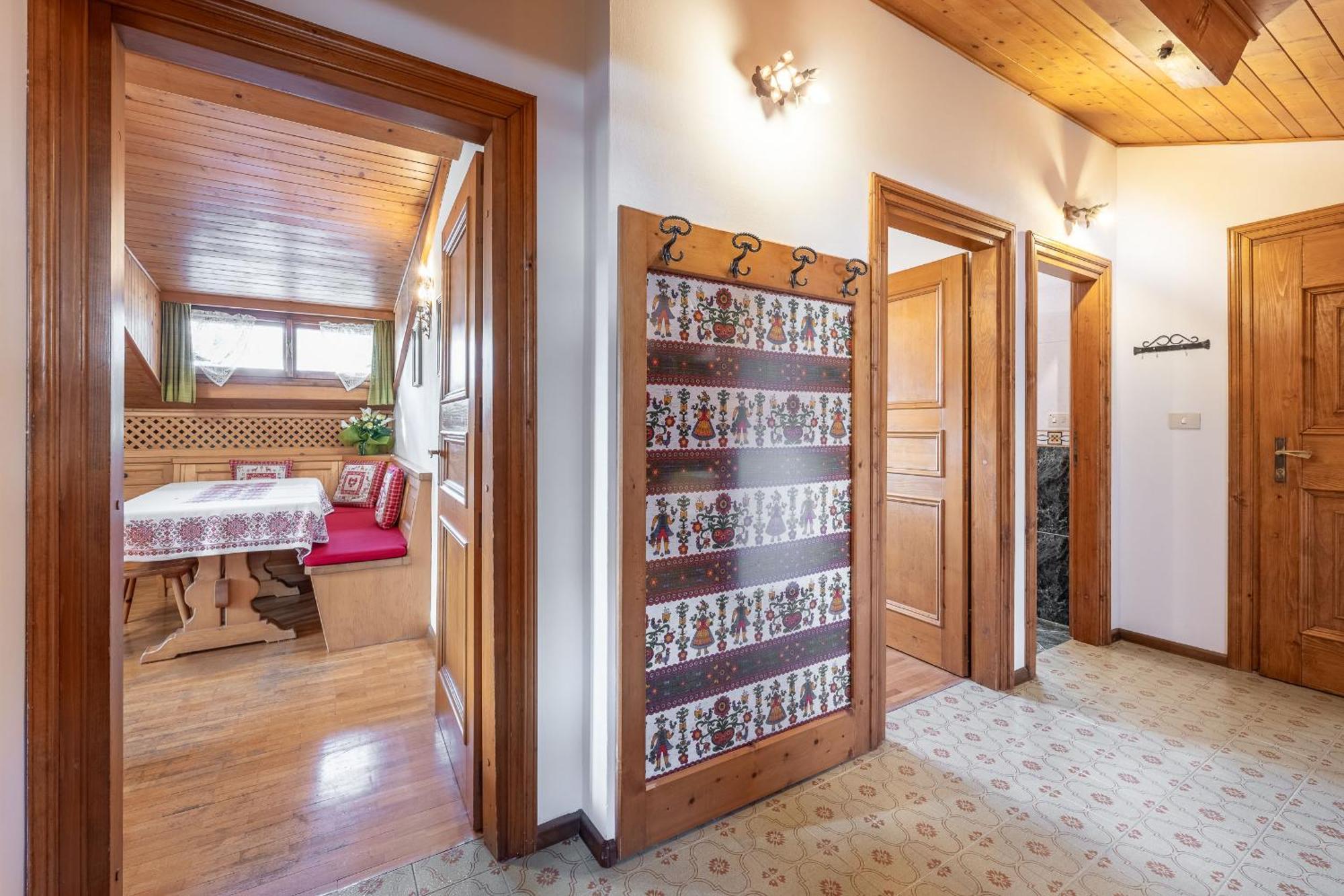 קורטינה ד'אמפזו Attico Lodge מראה חיצוני תמונה